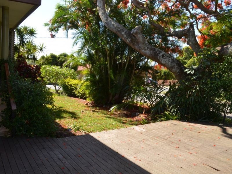 15 Edwin Street, Redcliffe QLD 4020