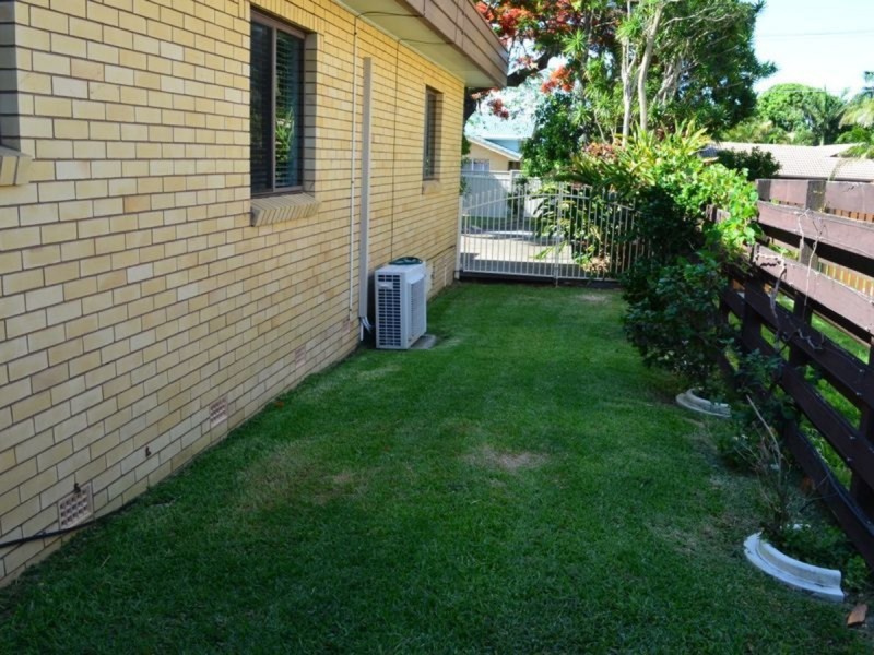 15 Edwin Street, Redcliffe QLD 4020