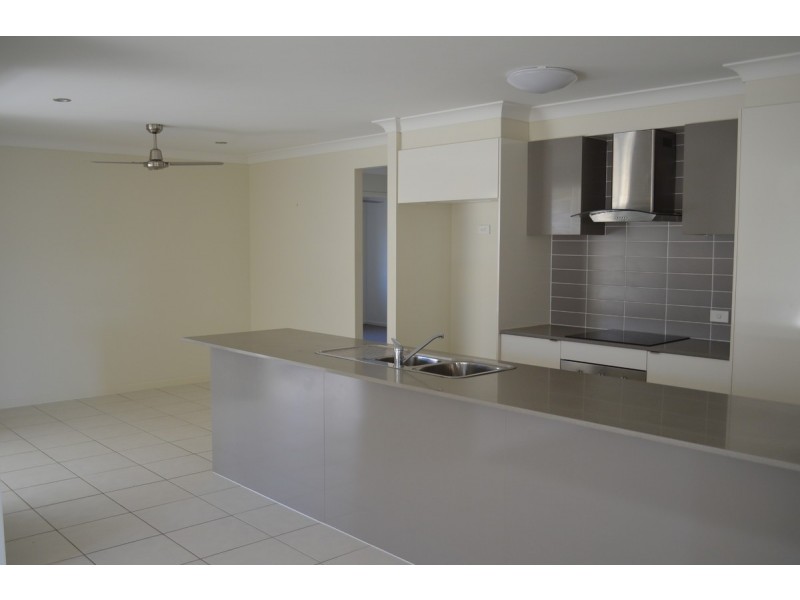 Rothwell QLD 4022