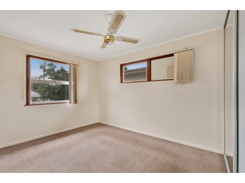 8 Short Street, Woody Point QLD 4019