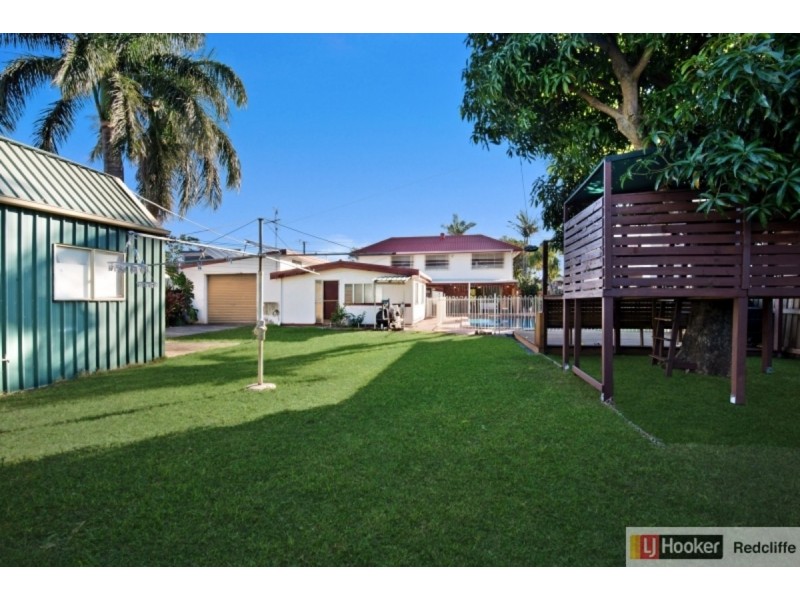 394 Scarborough Road, Scarborough QLD 4020