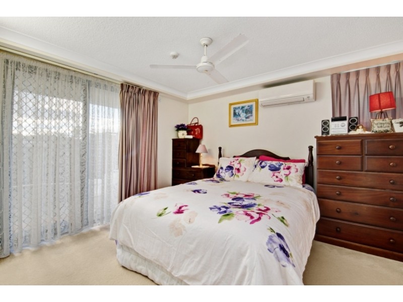 1/69-71 Marine Parade, Redcliffe QLD 4020