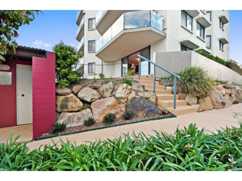 1/69-71 Marine Parade, Redcliffe QLD 4020