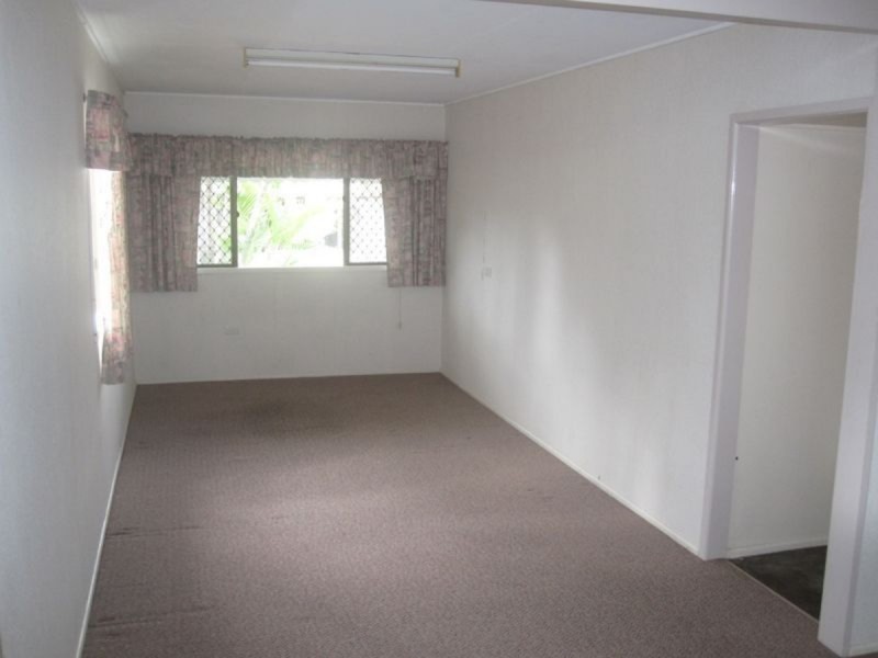 34 Murphy Street, Scarborough QLD 4020