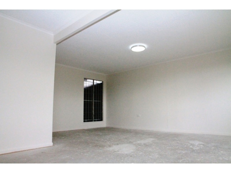 105 Anzac Avenue, Redcliffe QLD 4020