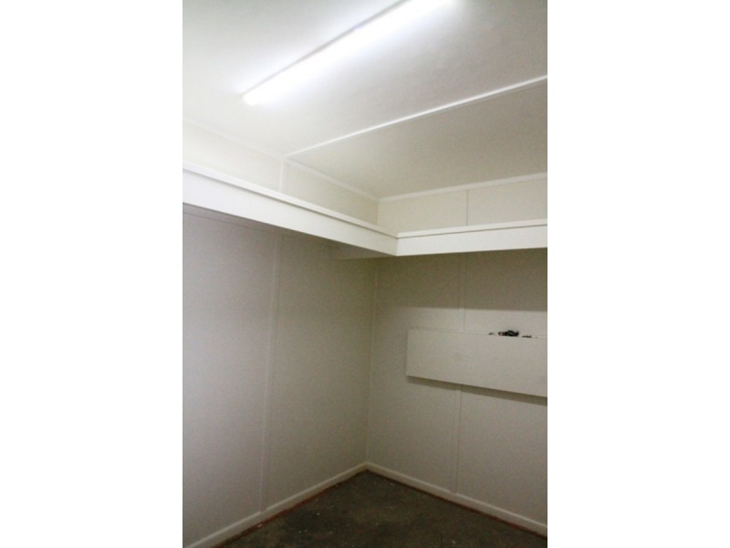 105 Anzac Avenue, Redcliffe QLD 4020