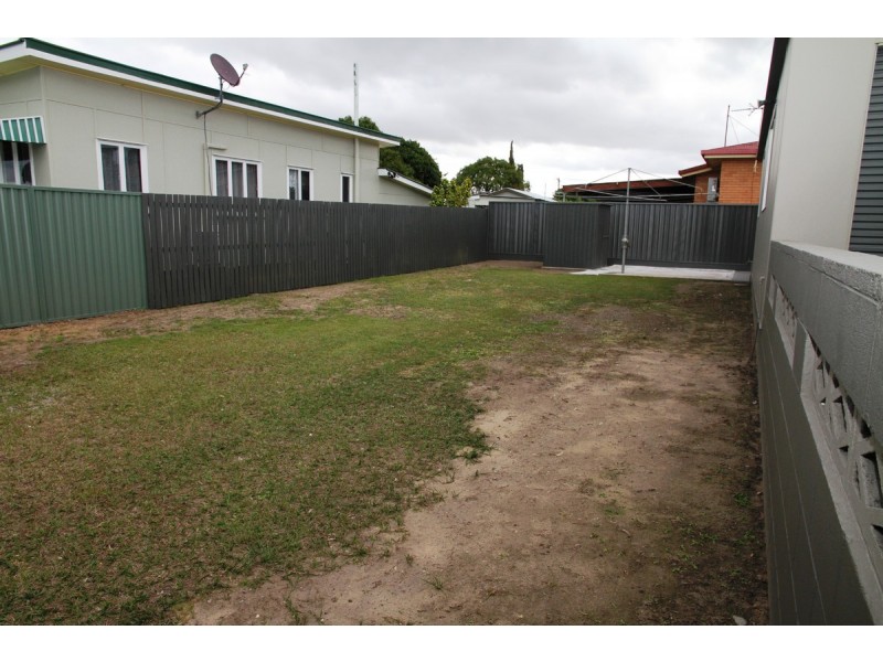 105 Anzac Avenue, Redcliffe QLD 4020