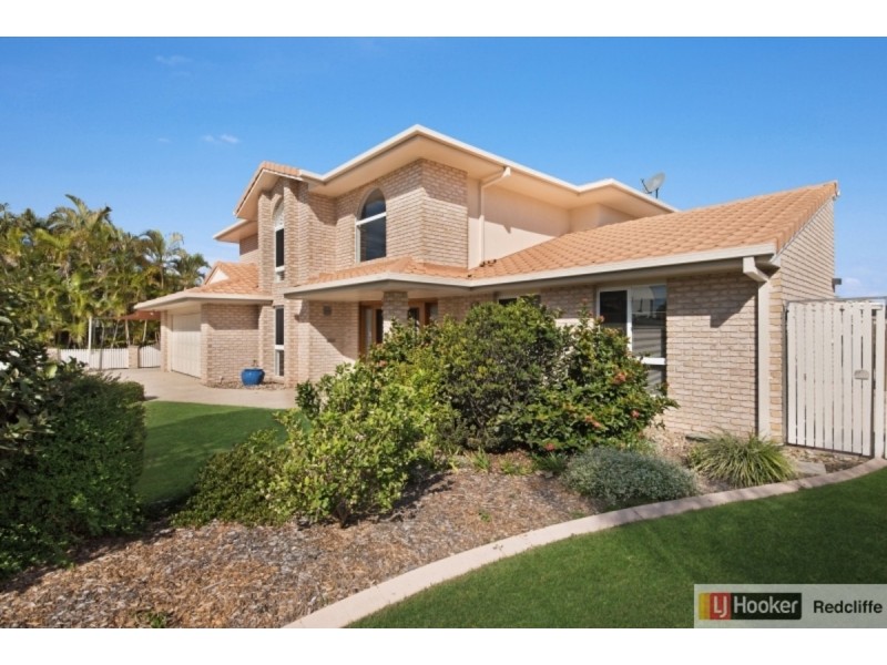 17 Constellation Court, Newport Waterways QLD 4020