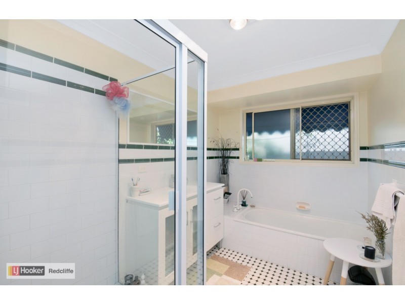 40 Constellation Court, Newport Waterways QLD 4020