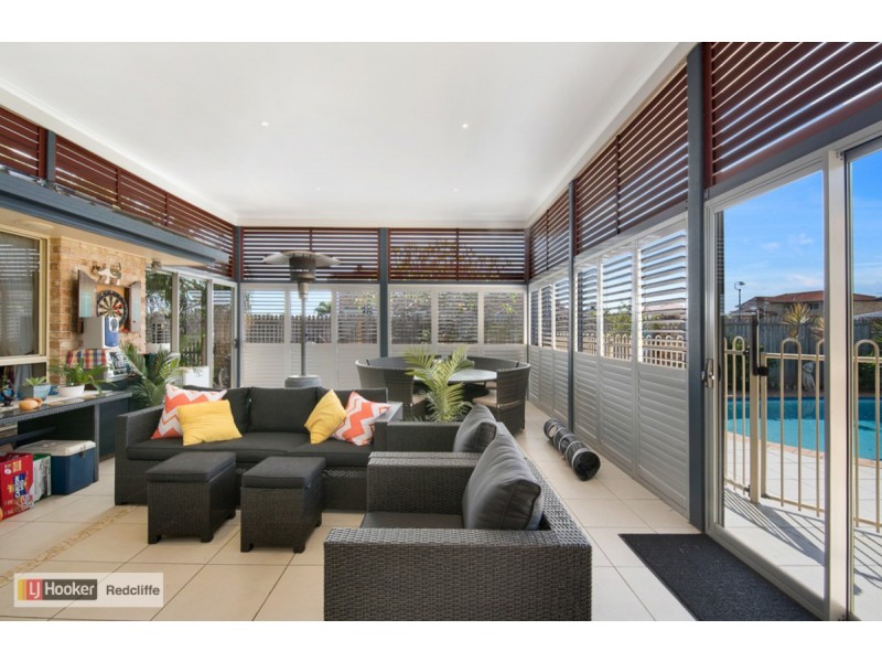 40 Constellation Court, Newport Waterways QLD 4020