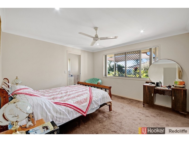 19 Allister Crescent, Rothwell QLD 4022