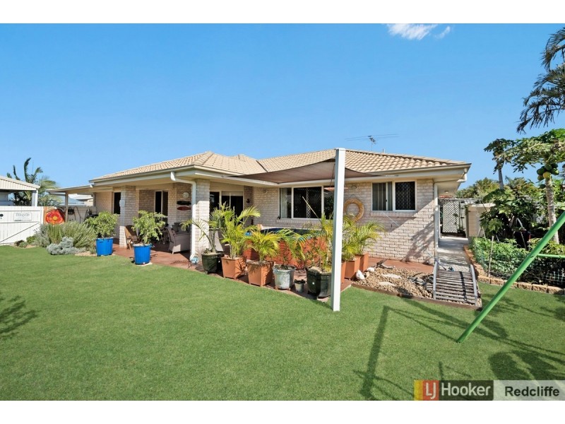 19 Allister Crescent, Rothwell QLD 4022