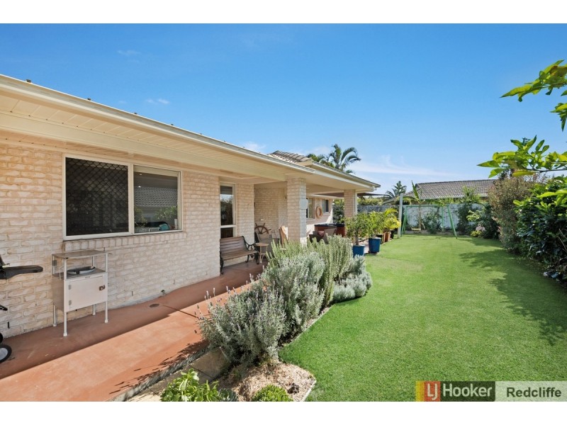 19 Allister Crescent, Rothwell QLD 4022