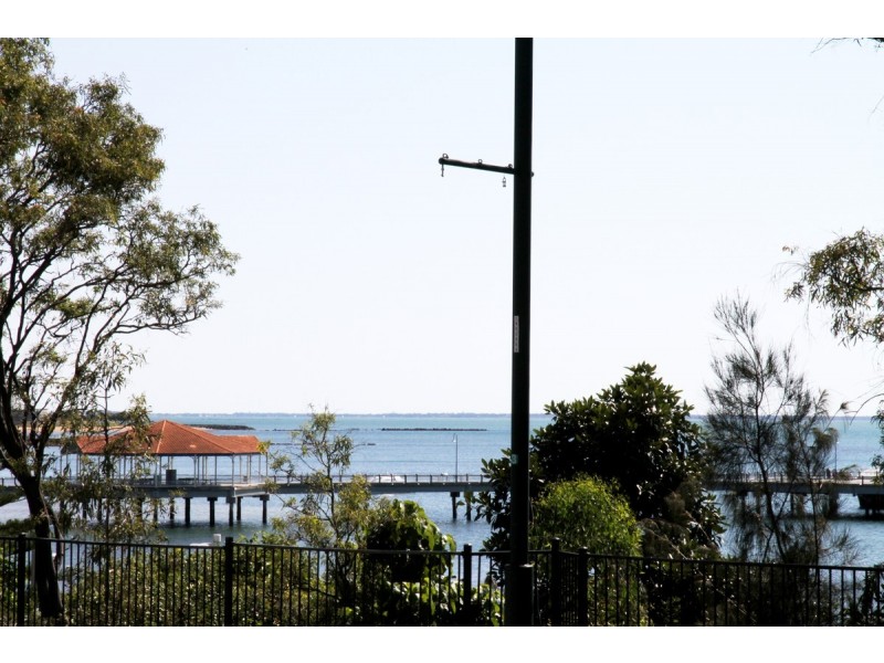 59 Redcliffe Parade, Redcliffe QLD 4020