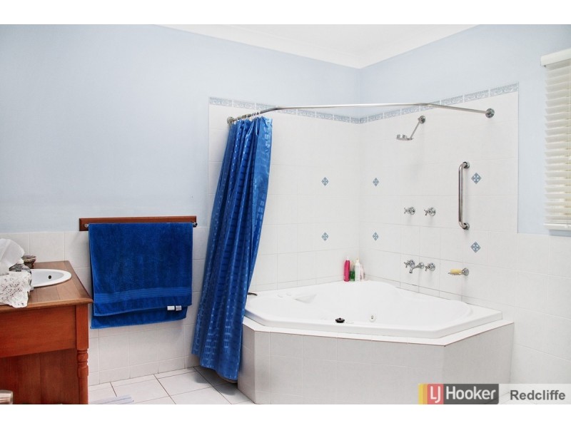 80 Moreton Street, Bulwer QLD 4025