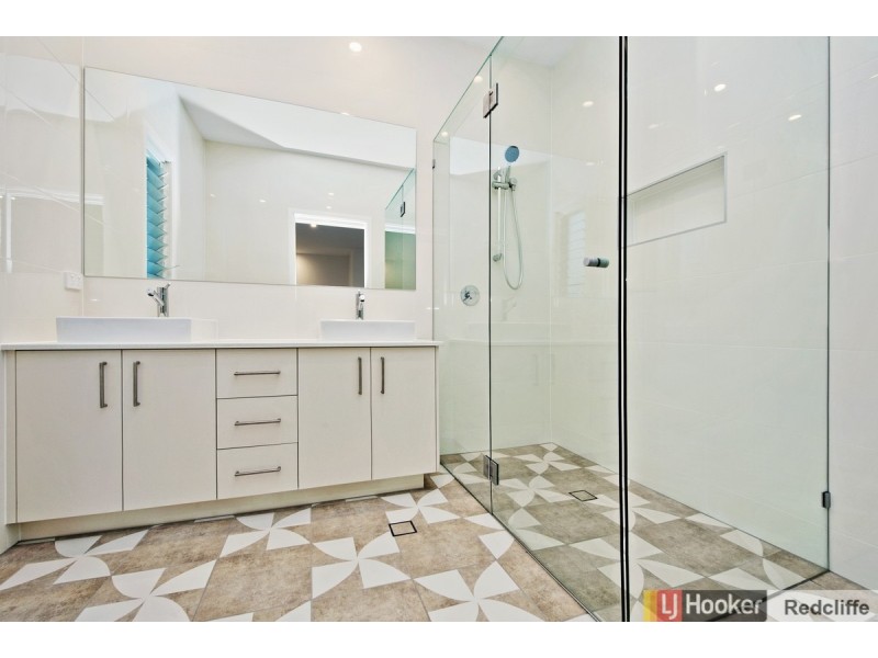 1/435 Scarborough Road, Scarborough QLD 4020