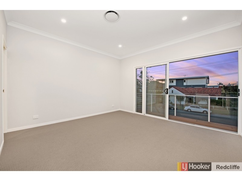 2/435 Scarborough Road, Scarborough QLD 4020