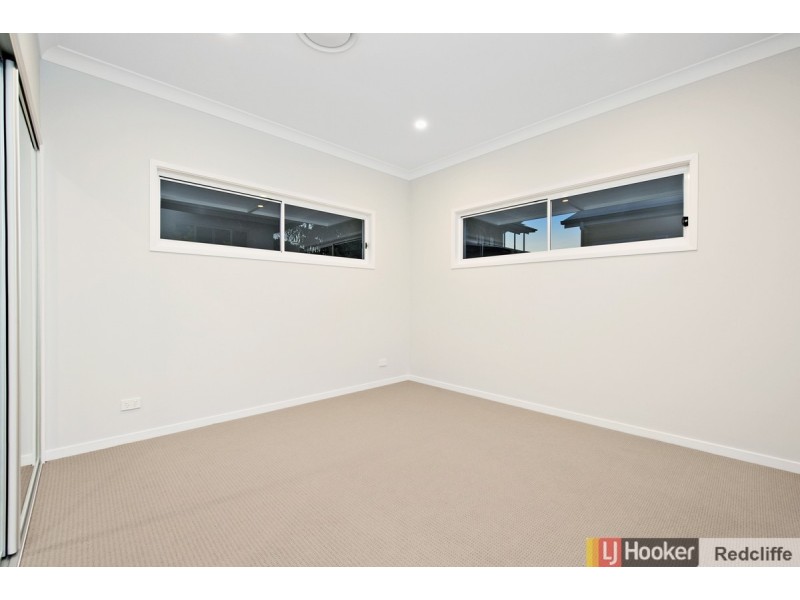 2/435 Scarborough Road, Scarborough QLD 4020