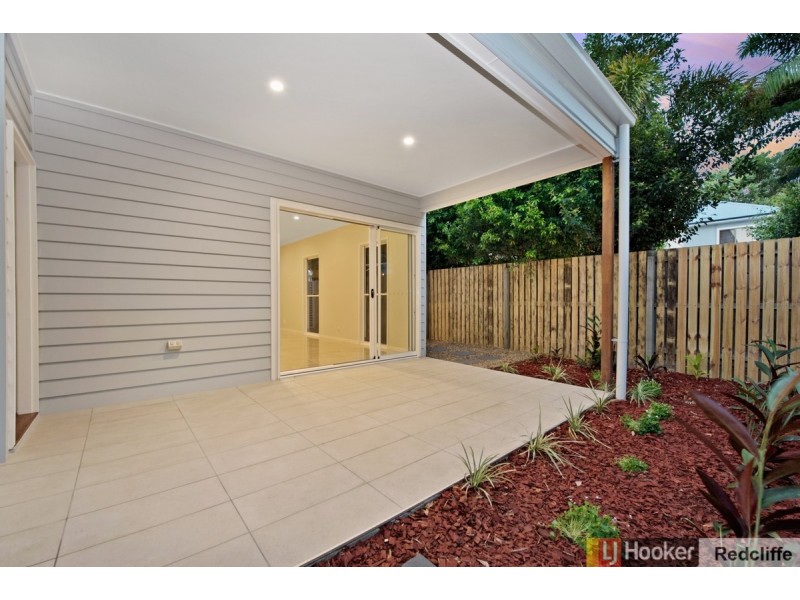 2/435 Scarborough Road, Scarborough QLD 4020