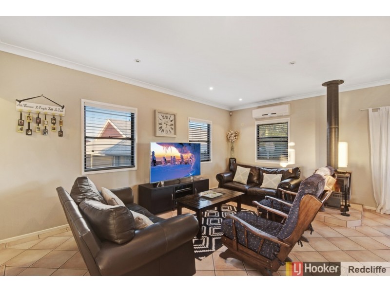 24 Fernlea Avenue, Scarborough QLD 4020