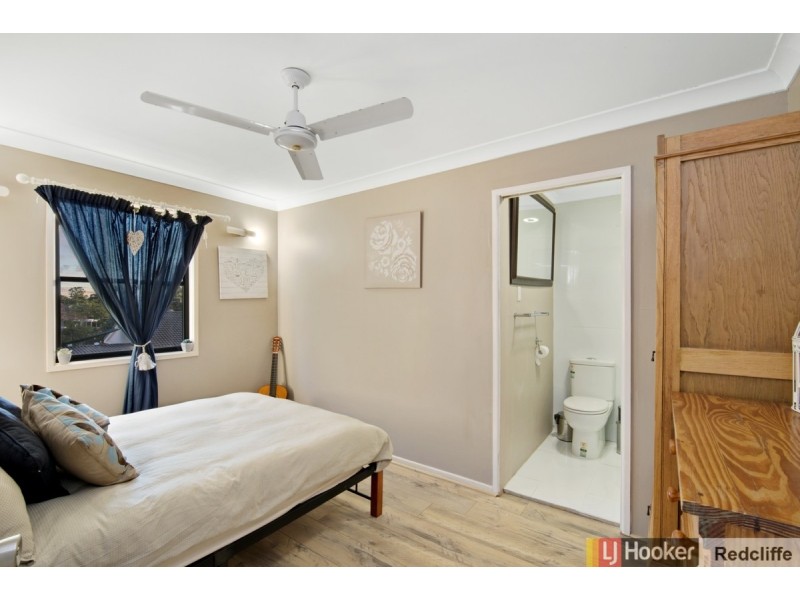 24 Fernlea Avenue, Scarborough QLD 4020