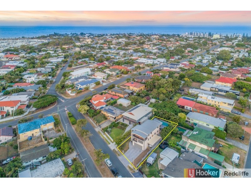 24 Fernlea Avenue, Scarborough QLD 4020