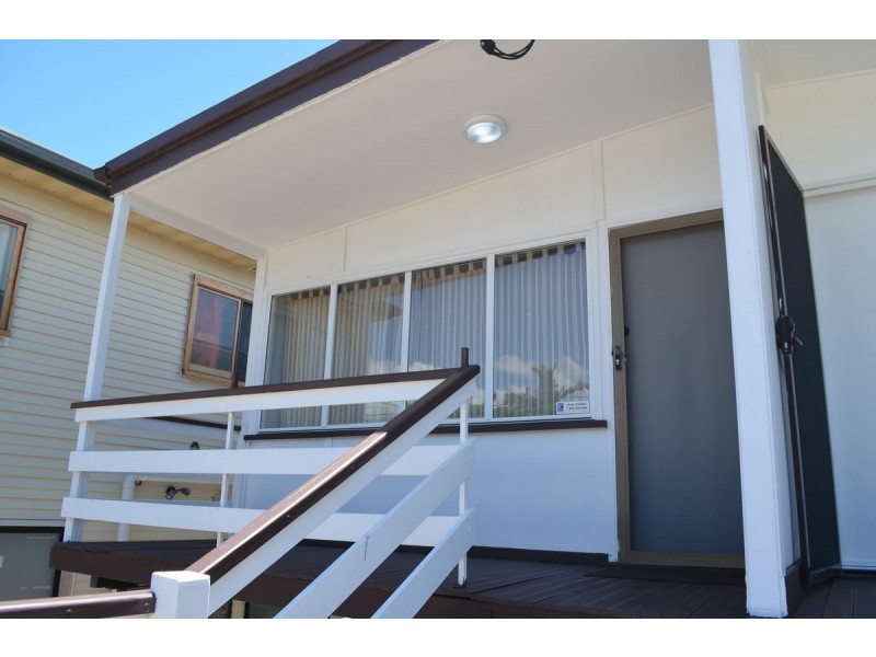 2/2 Short Street, Woody Point QLD 4019