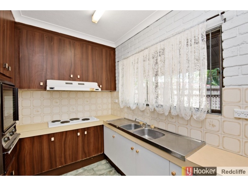 1/27 Caroline Street, Woody Point QLD 4019