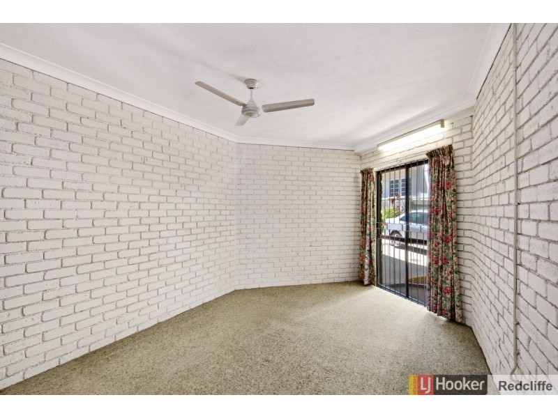 1/27 Caroline Street, Woody Point QLD 4019