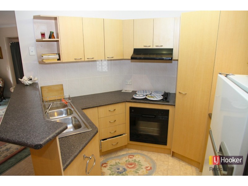 4/4 Georgina Street, Woody Point QLD 4019