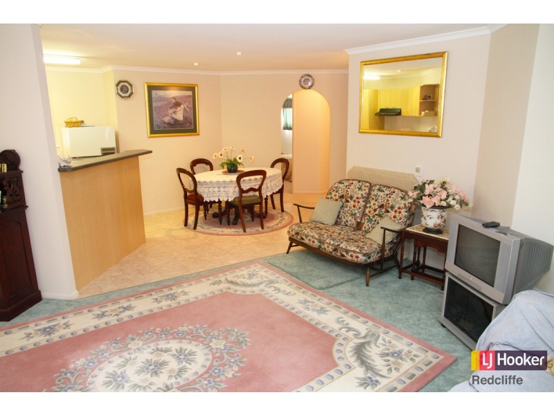 4/4 Georgina Street, Woody Point QLD 4019