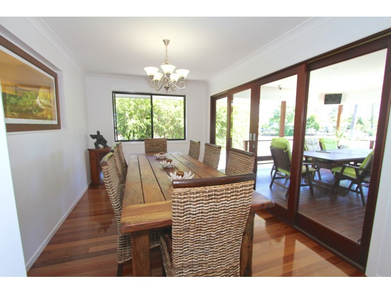 21 Fourth Avenue, Scarborough QLD 4020