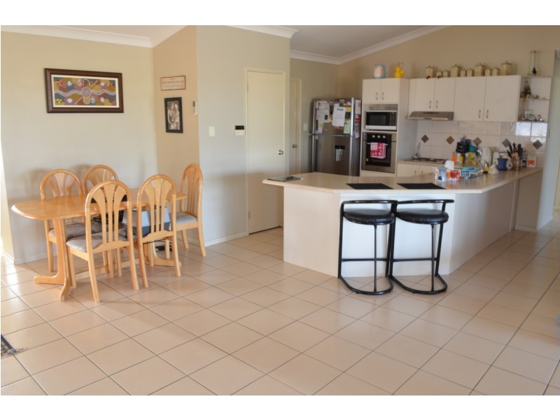 75 Lipscombe Road, Deception Bay QLD 4508