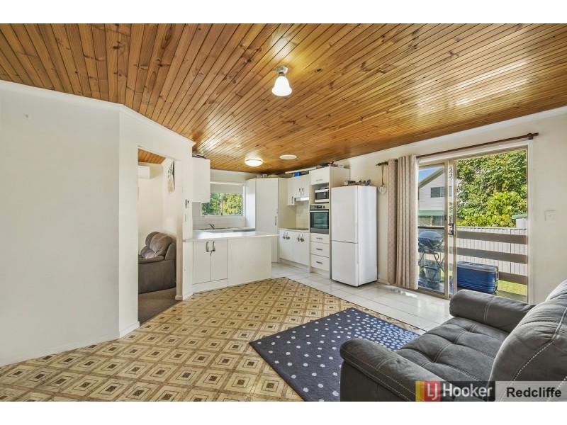 27 Robertson Avenue, Margate QLD 4019