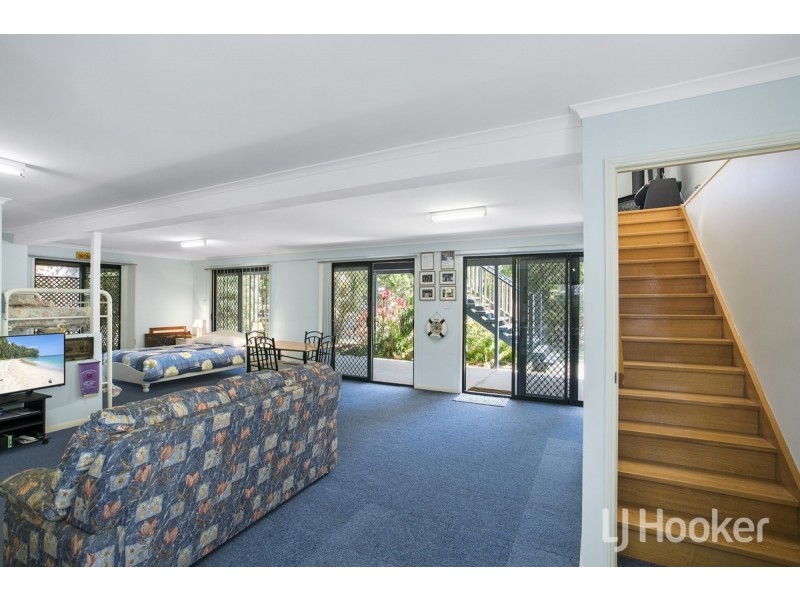 11 Warner Street, Bulwer QLD 4025