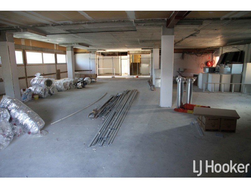 19 Creek Street, Redcliffe QLD 4020