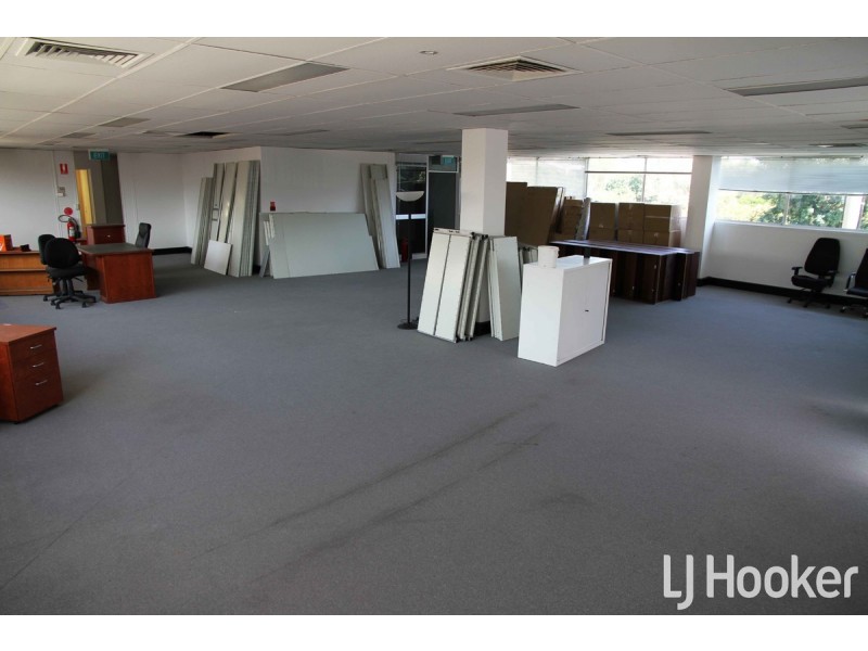 19 Creek Street, Redcliffe QLD 4020