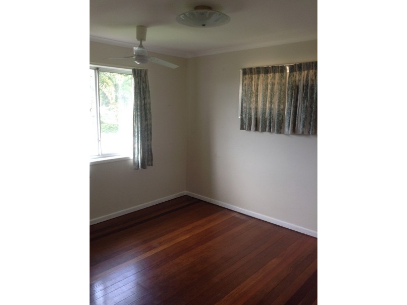 8 Williams Street, Redcliffe QLD 4020