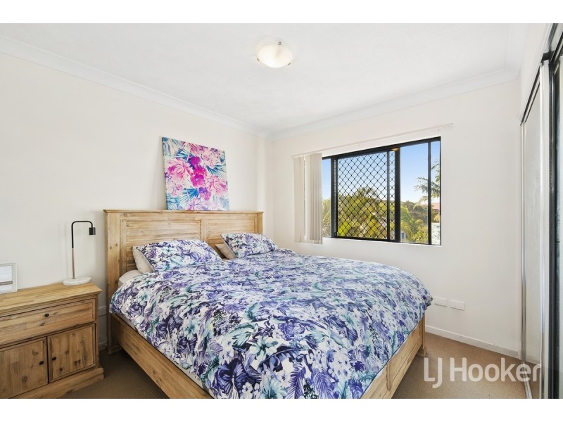 2/69 John Street, Redcliffe QLD 4020