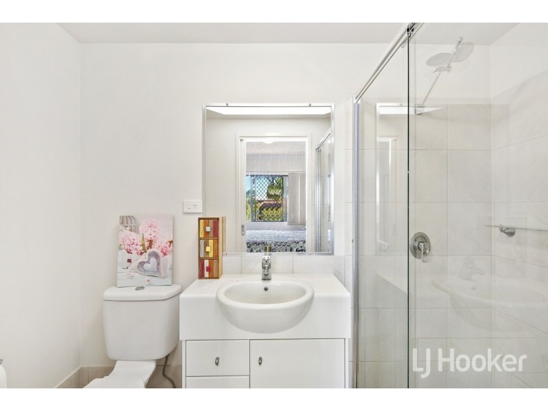 2/69 John Street, Redcliffe QLD 4020