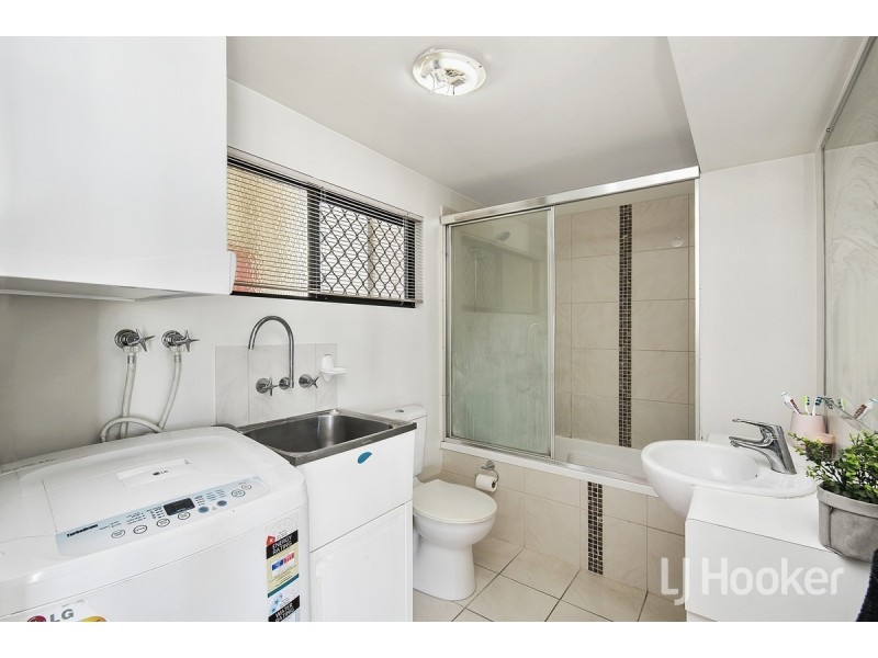 2/69 John Street, Redcliffe QLD 4020