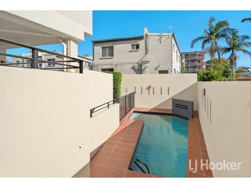2/69 John Street, Redcliffe QLD 4020