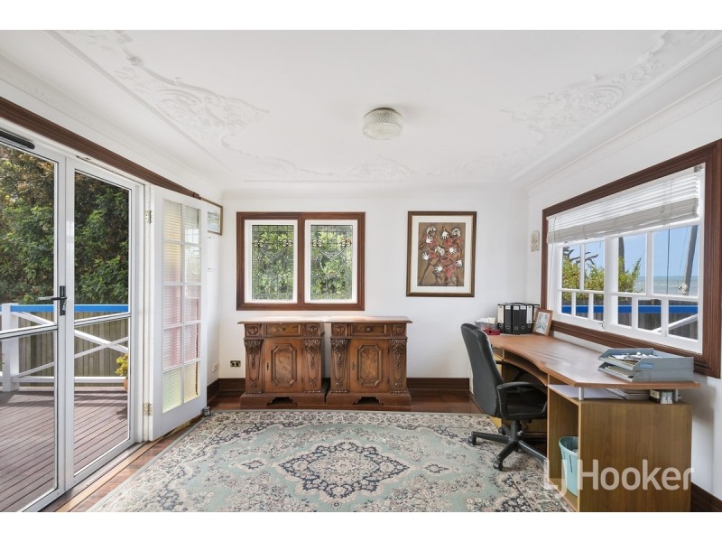43 Coronation Avenue, Beachmere QLD 4510