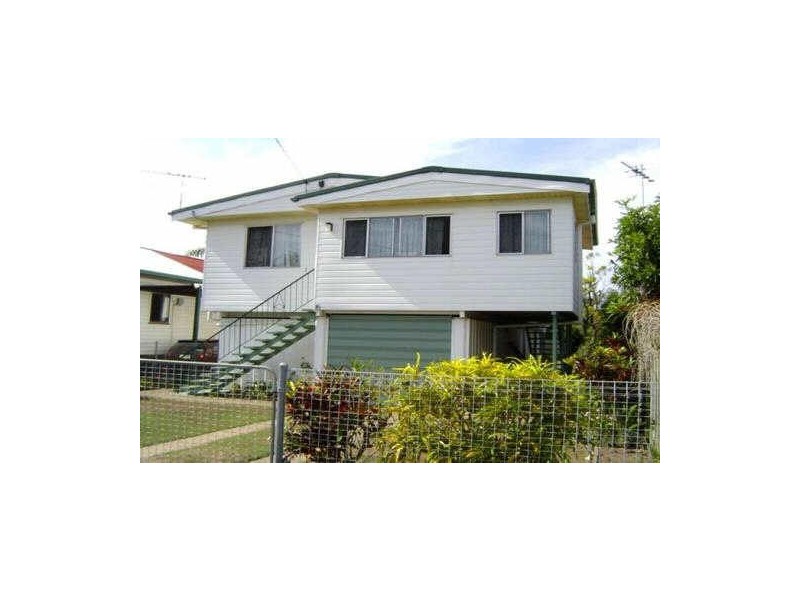 16 Frank Street, Scarborough QLD 4020