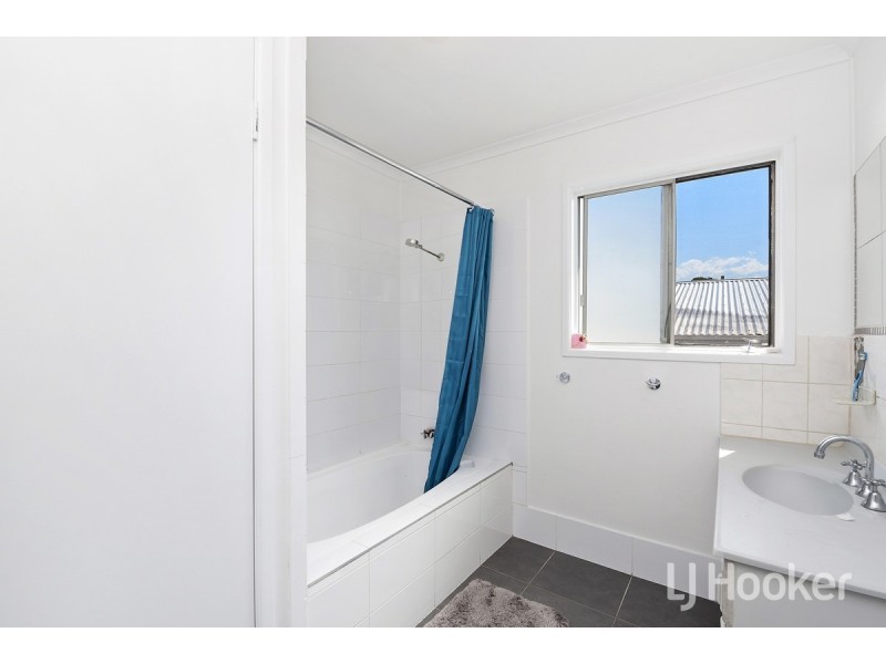 43 Windsor Place, Deception Bay QLD 4508