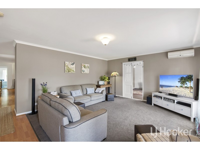 8 Vincent Court, Deception Bay QLD 4508