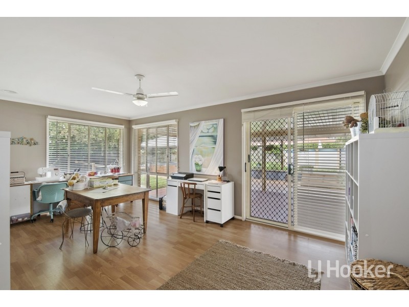 8 Vincent Court, Deception Bay QLD 4508