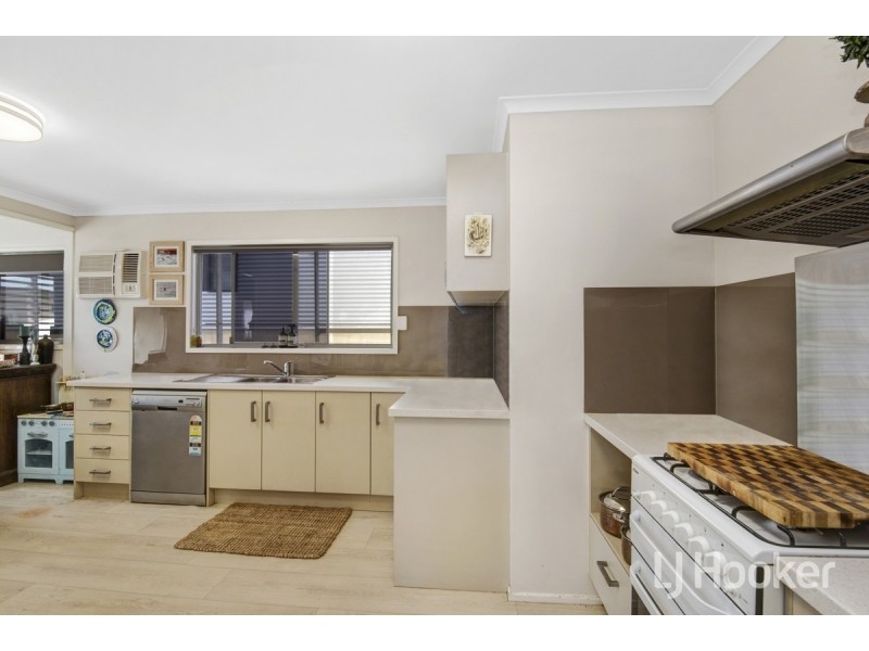 96 Mein Street, Scarborough QLD 4020