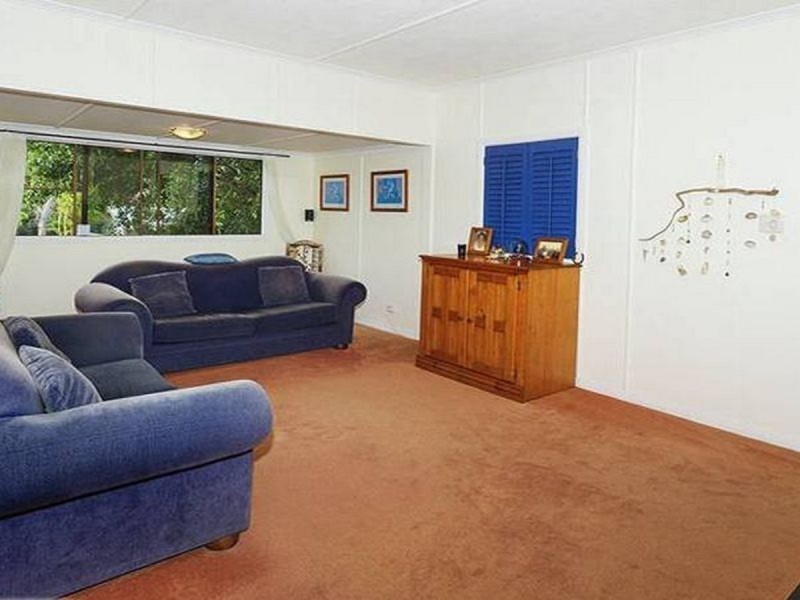 68 Georgina Street, Woody Point QLD 4019