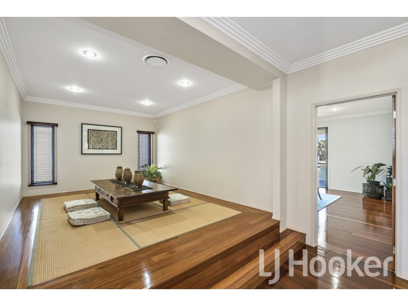 1 Wildfire Court, Newport QLD 4020